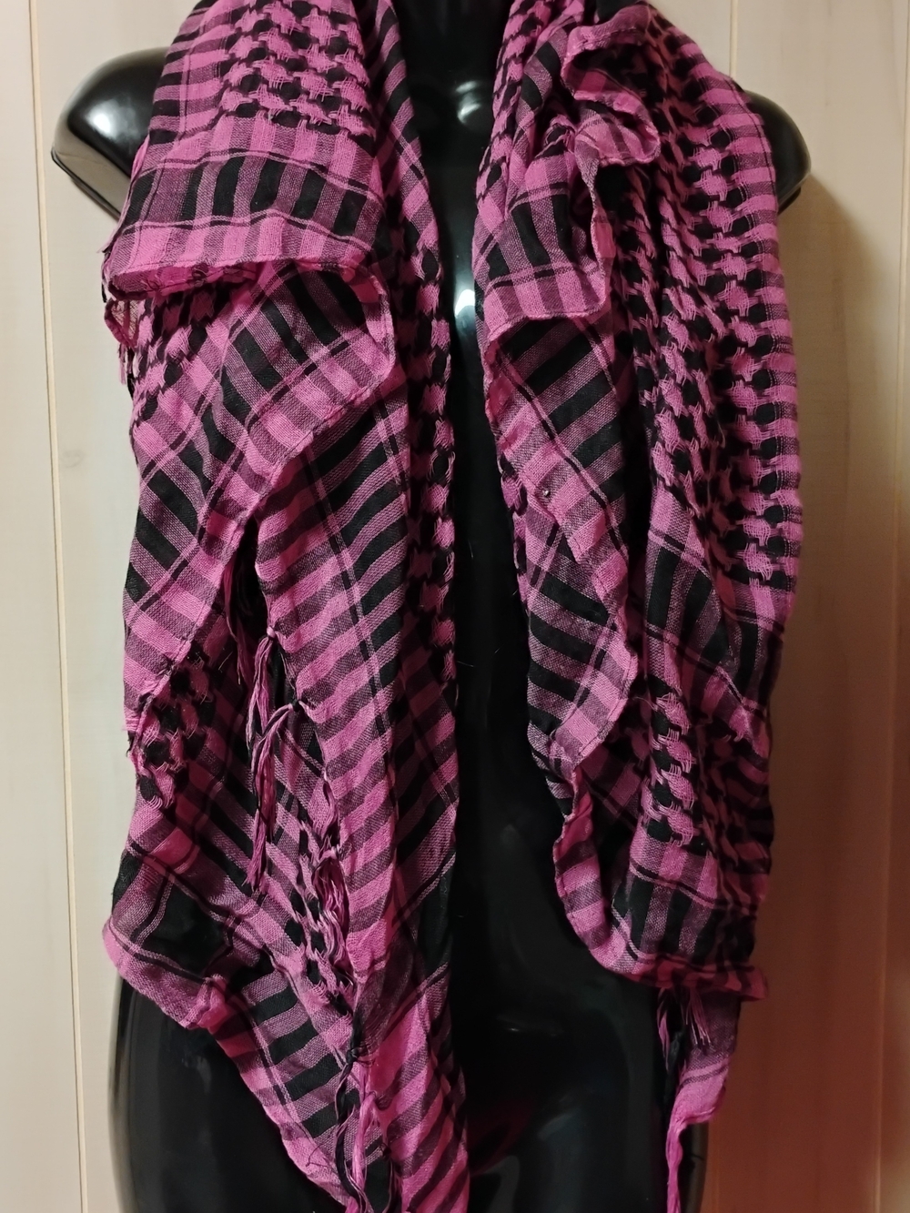 Women’s Pink and Black Checked Lightweight Scarf And Shawl Perfect Square